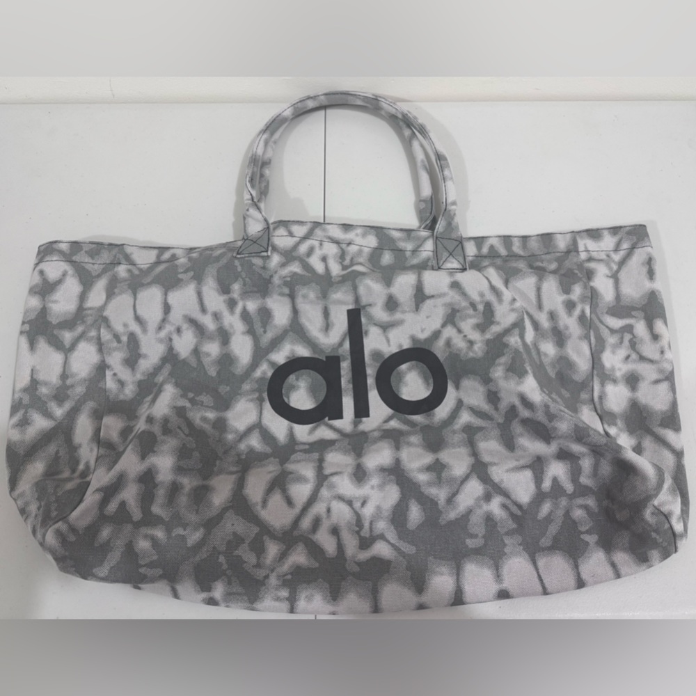 ALO Yoga Marble Gray Tote Bag